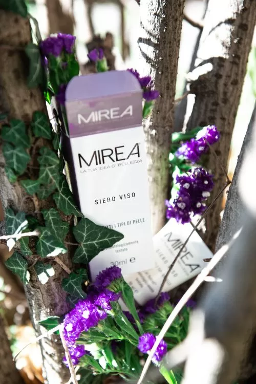 mirea-beauty-statua-siero-viso-albero